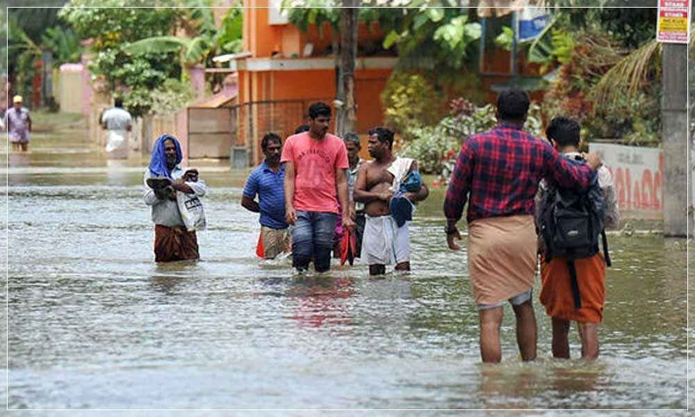Narendra Modi promises Rahul help for Kerala flood victims