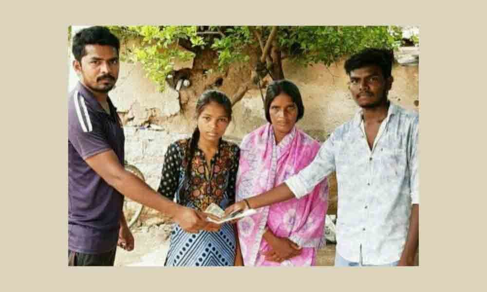 Youngsters come to the rescue of kin of dead farmer in Suryapet
