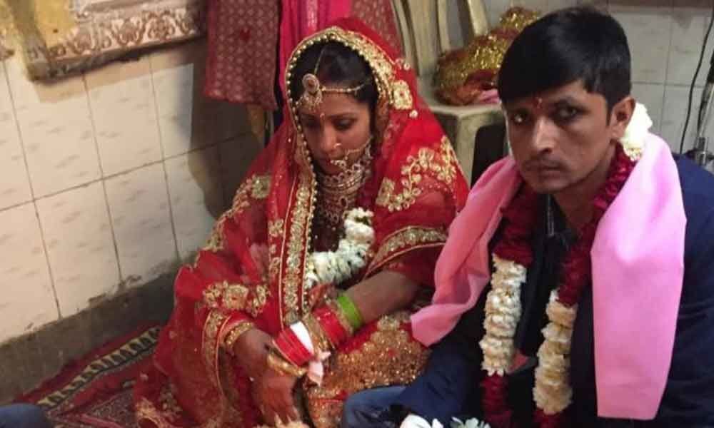 Cop marries gangster in Greater Noida