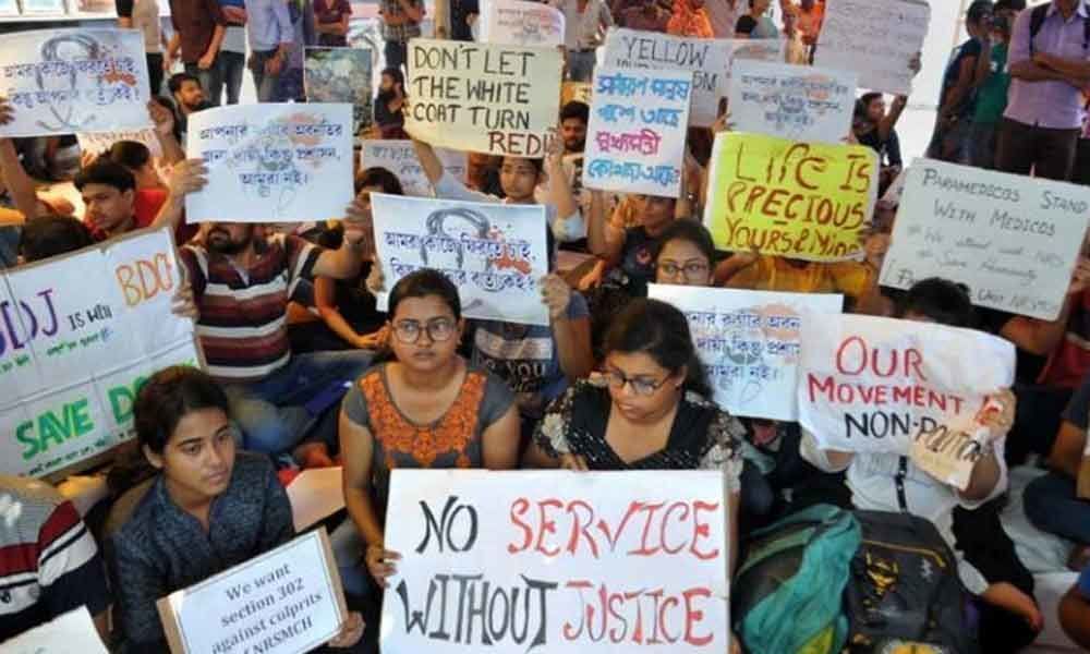 Junior doctors call off strike in Telangana State