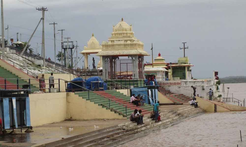 Godavari floods temple town of Bhadrachalam