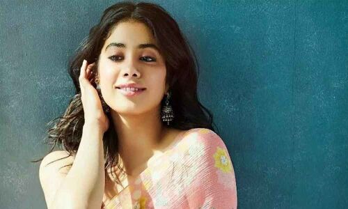 Janhvi learning belly dance