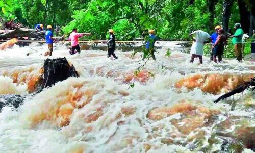 42 killed in Kerala floods, over one lakh evacuated