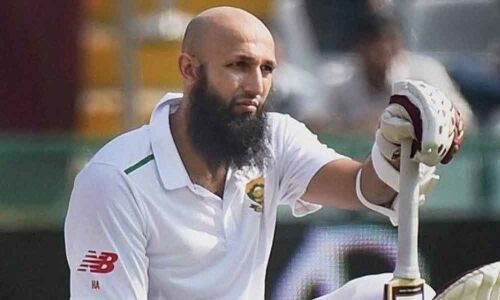 Faf du Plessis calls Hashim Amla father figure of South Africa team