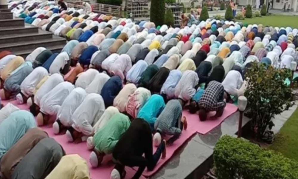 Eid al-Adha prayers concluded in Kashmir without any violence: Police