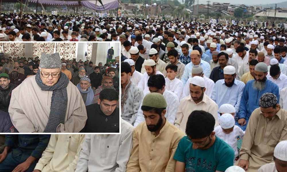 Farooq Khan offers Eid prayers at Srinagar mosque