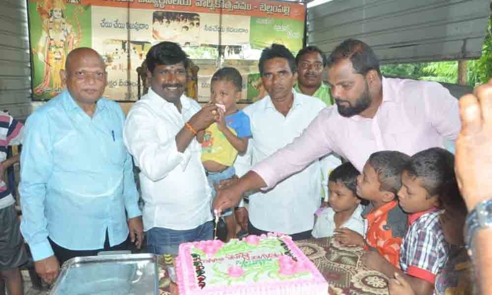 Library Chairman celebrates birthday at Vanavasi Centre in Mancherial