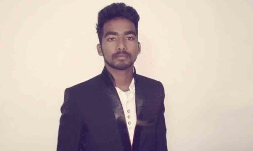 Techie ends life in Warangal