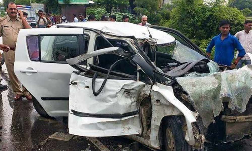 BJP leader, two others injured in cylinder blast in Unnao