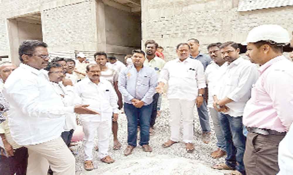 MLA Bethi Subhash Reddy inspects state of 2BHK works