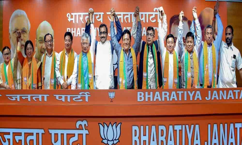 10 SDF MLAs join BJP