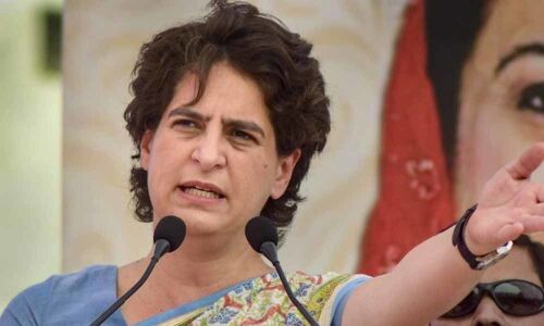 Priyanka leaves for Sonbhadra after meeting Congress workers at Varanasi airport