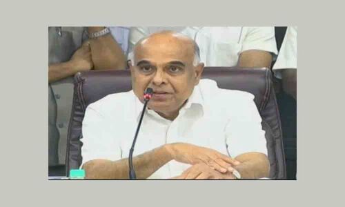 Transco chief D Prabhakar Rao visits power plant in Chintalapalem