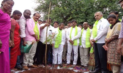 TRS govt lining up more development schemes: BB Patil