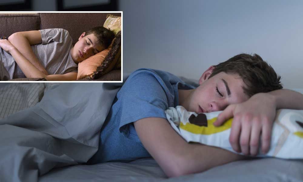 Virtual world leading to disruption of sleep patterns and depressed moods in Adolescents