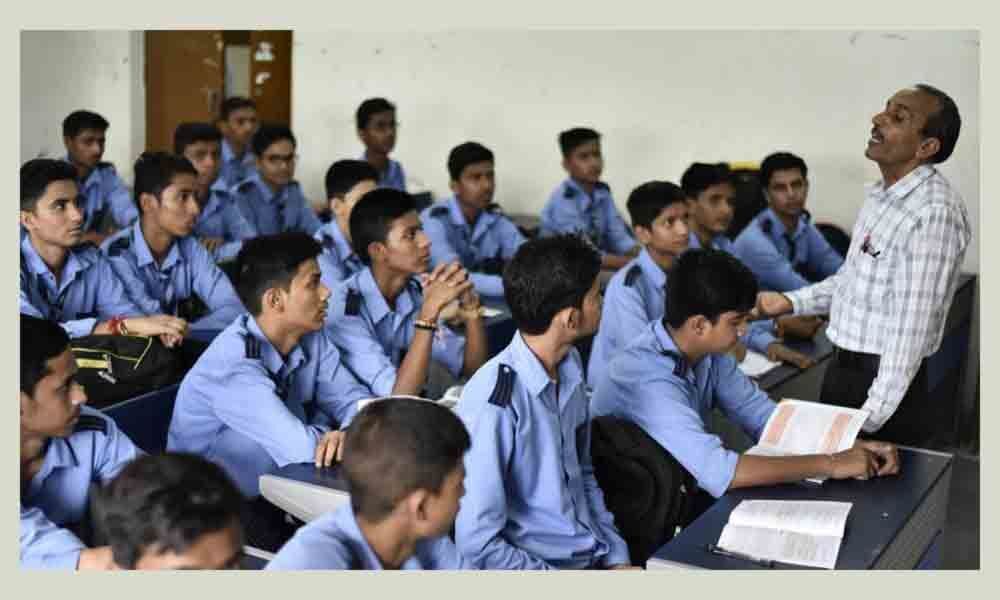 Government school students need not pay any exam fees: Sisodia