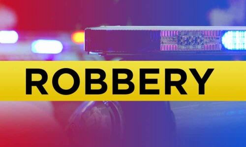 Rs 10 lakh worth phones stolen from Reliance Digital mart