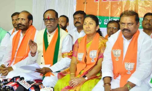 TRS membership is not genuine: Laxman