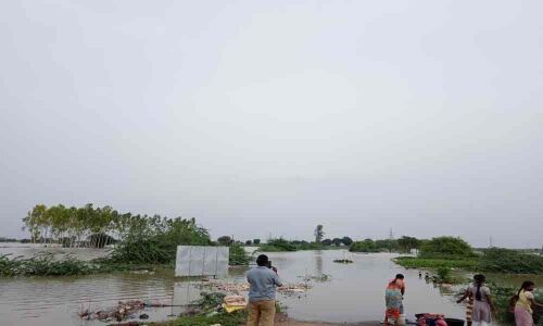 Amaravati-Vijayawada road connectivity cut off in Guntur