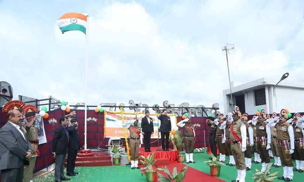 Syndicate Bank celebrates I-Day