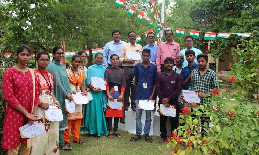 Scholarships given to KSRMCE students in Kadapa