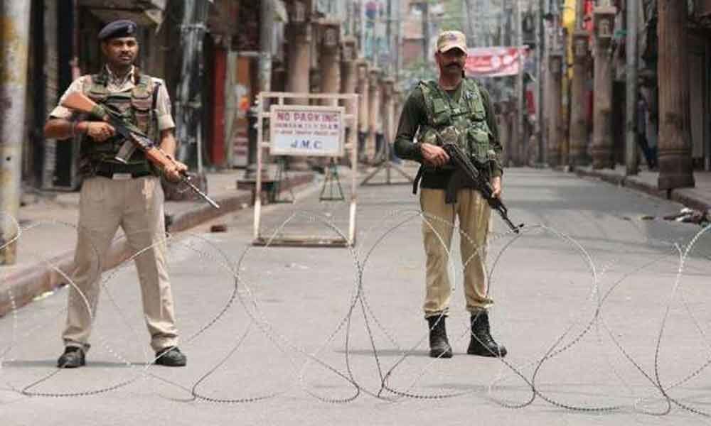 Tight security marks J&Ks first I-Day post Article 370