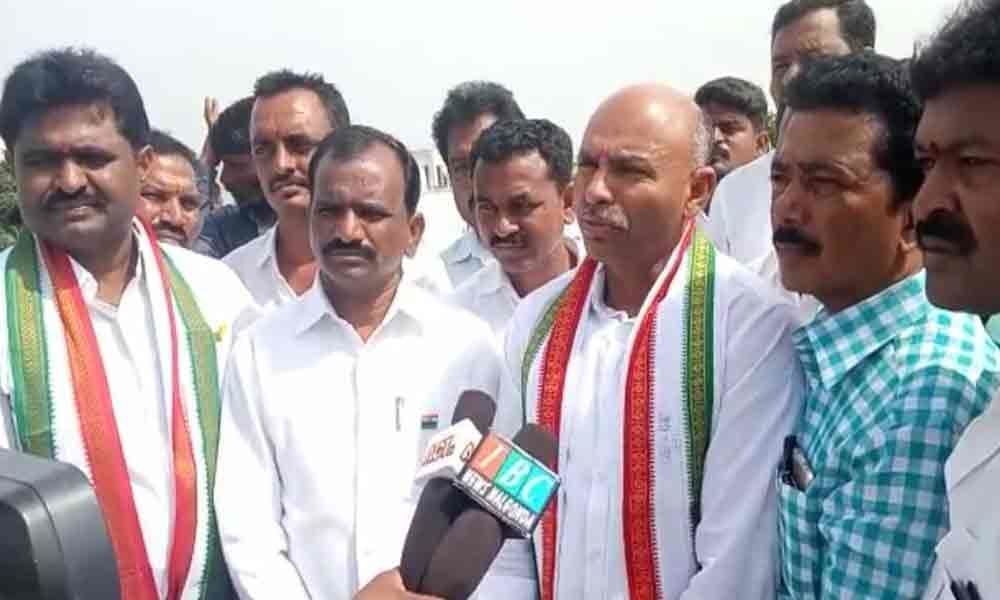 People vexed with TRS: Shankar Naik