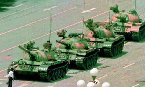 Armoured vehicles, thousands of Chinese soldiers reach Hong Kong border