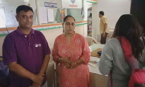 City couple looted on Venkatadri  Express