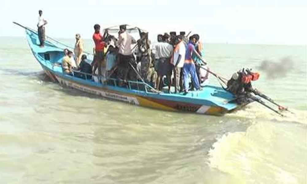 Boat capsizes in Pulicat lake at Nellore district