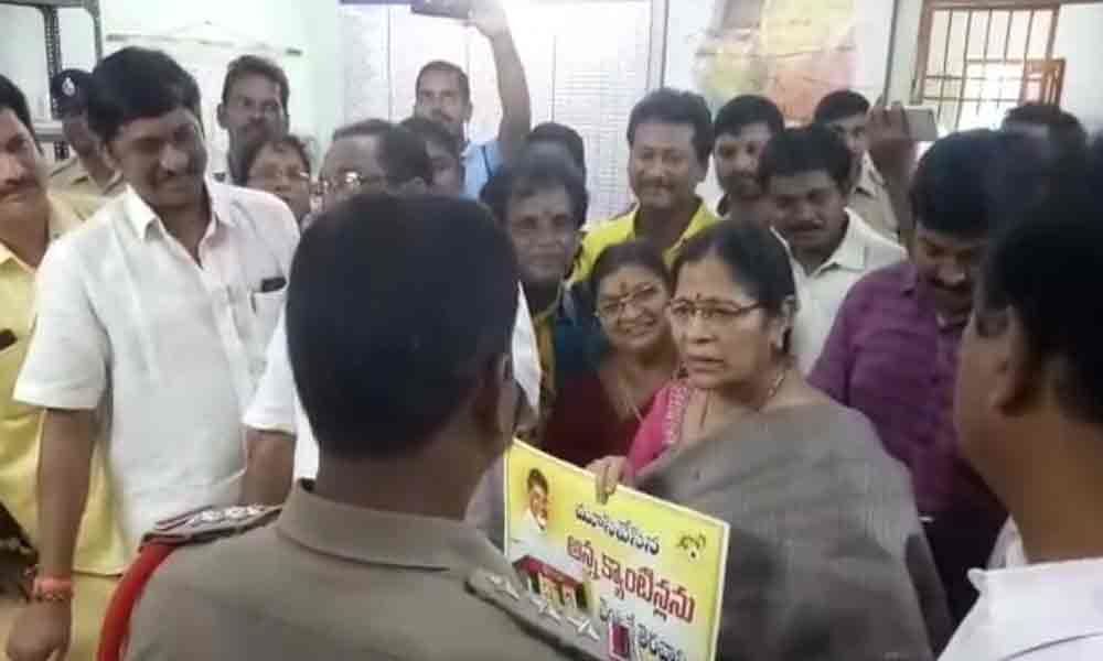 Arrest of TDP leaders sparks protest by MP