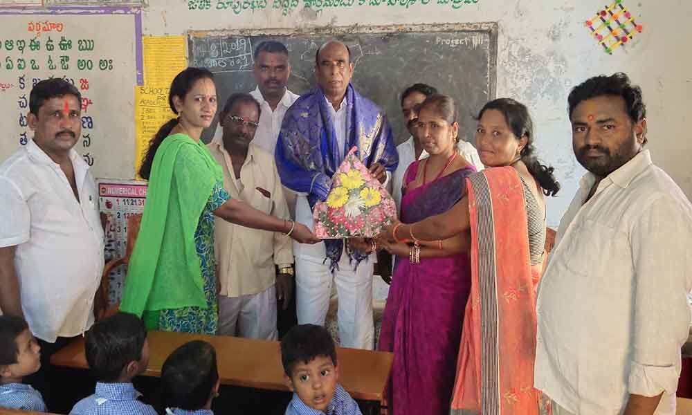 Corporator Koppula sets example for all