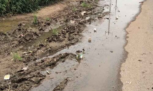 Sewage overflow at Kandanelli Thanda