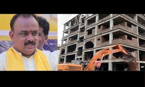 GVMC officials demolish TDP Ex MLAs building in Visakhapatnam