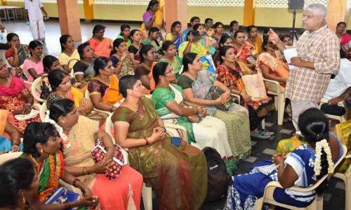 Fill Village Secretariat jobs with contract staff