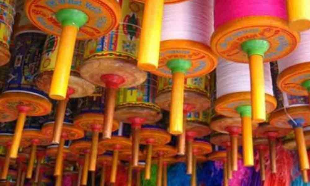 Deadly Chinese kite flying strings on sale despite ban