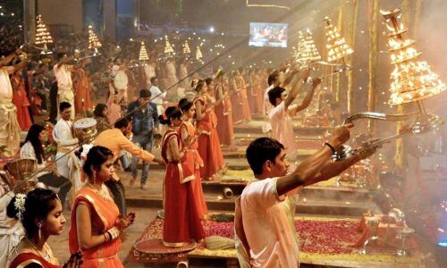 Govt to install LED screens at all Varanasi ghats for live telecast of Ganga Aarti