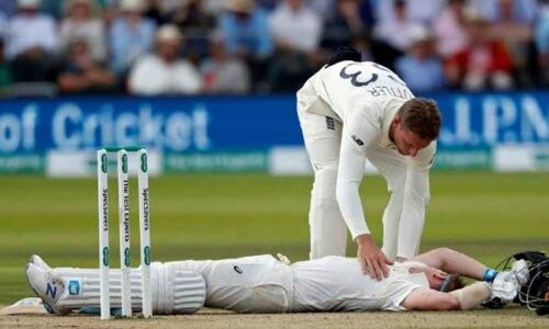 Groggy Smith out of second Ashes Test final day with concussion