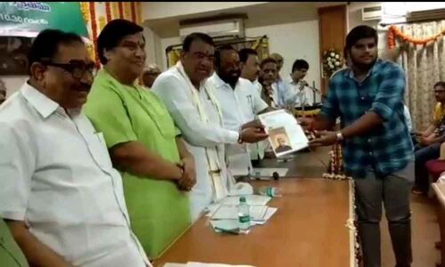 Avail of facility to study abroad, Brahmins urged