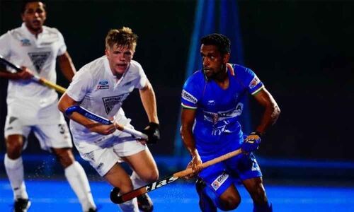 Mens team squander lead in defeat to New Zealand