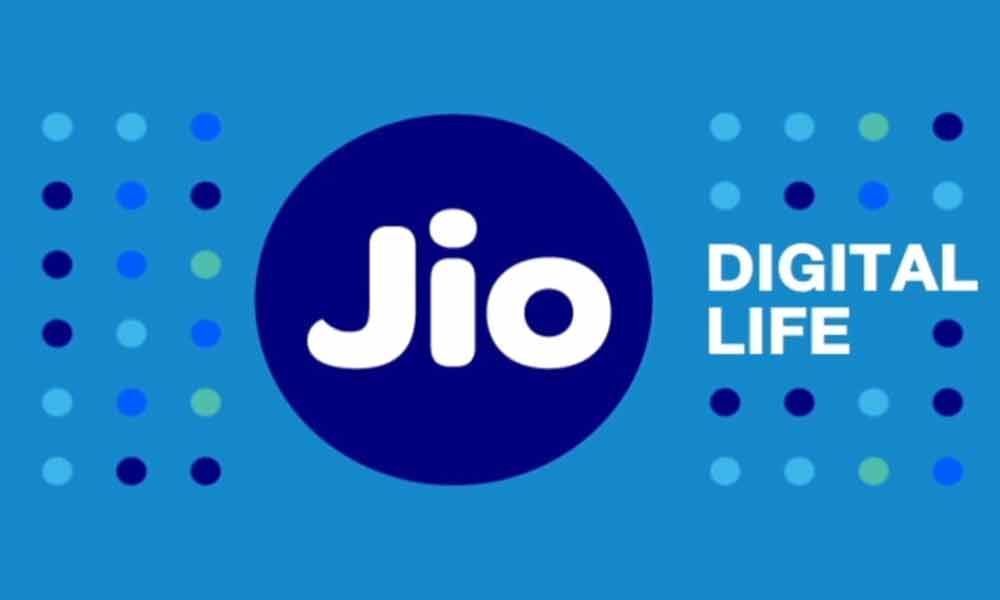 Reliance Jio adds, Vodafone loses customers in June: TRAI data