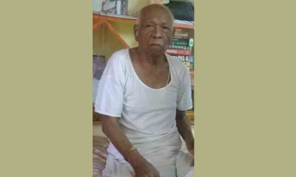Ex MP Narasimha Rao Dora passes away in Veeragattam