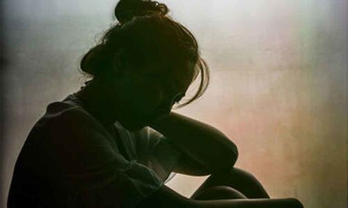 Skipping meals can lead to mental distress, especially in women, says study