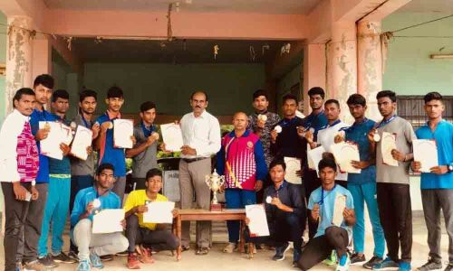 Winners of State-level Junior Athletics Championship felicitated in Khammam