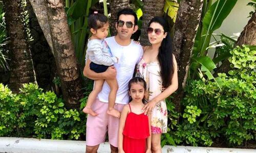 Gautam Gambir posts an adorable Family picture on the Event of World Photography Day- 2019