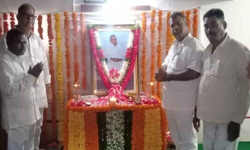 Ex MP Manik Reddys services recalled