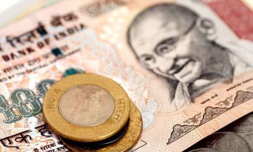 Plunges to over 6-mth low of 71.43