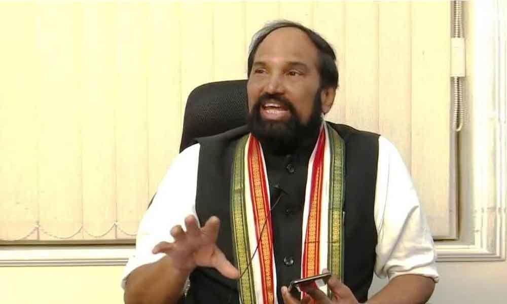 Uttam fires salvo against BJP, TRS for faking rivalry in State