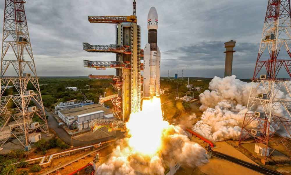 Critical Milestone of Chandrayaan 2 – Where to get the Live Updates