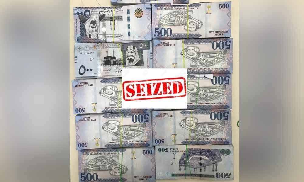 DRI officials seized Rs 1.5 Crore foreign currency at RGIA